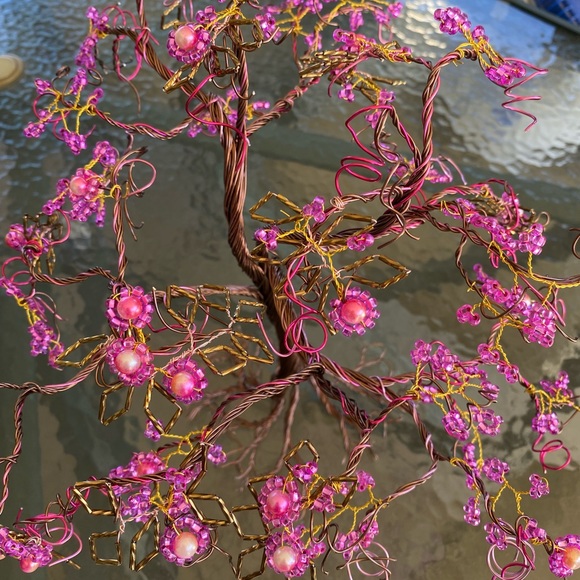 Pink blossoms on brown tree  (25%=$63) lowest price ever (excluding coupons) - Picture 8 of 8